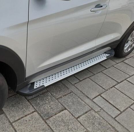 Mercedes Vito/Viano L1 2003 tot 2010 - aluminium treeplanken grijs - ronde nop