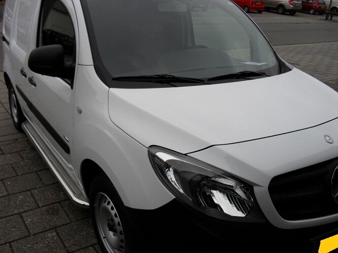 Mercedes Citan L3 sidebars 60 mm met RVS trede