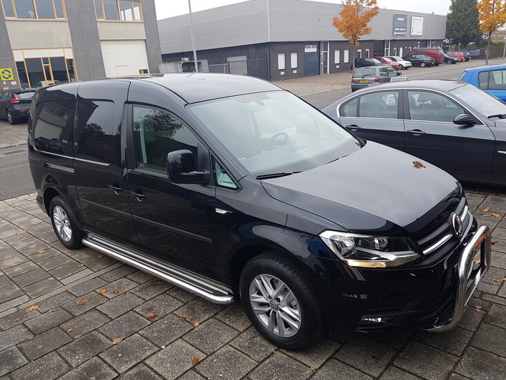 Volkswagen Caddy 2011+ sidebars 60 mm met RVS trede