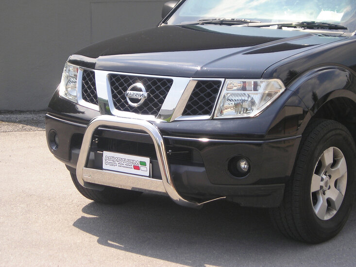 Nissan Navara 2005 tot 2010 - pushbar &Oslash; 63 mm met CE/EU certificaat - RVS 304 hoogglans gepolijst