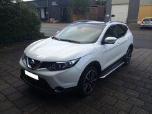 Nissan Qashqai Sidebars buis 60 mm met RVS trede